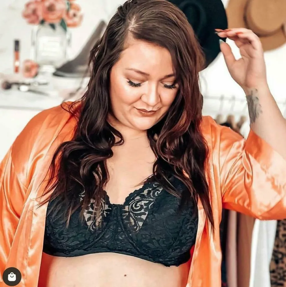 Buy Ava Underwire Scalloped Lace Bra with Wide Straps-Black